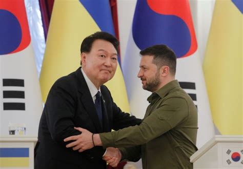 Президент Южной Кореи Юн Сок Ёль прибыл в Киев. Почему оружие из этой ...