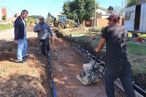 Empezaron Los Trabajos Para Construir Cord N Cuneta En Barrios Policial