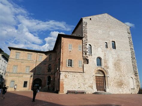 Giunta Fiorucci Con La Grana Bottegoni Il Dirigente Dellurbanistica