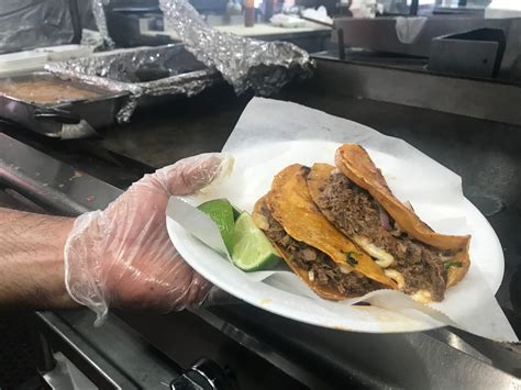 Quesabirria Tacos In Joliet Head To Super Mercado Food Review Joliet Il Patch