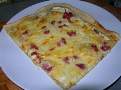 Flammkuchen wer klassische Variante will lässt den Käse weg