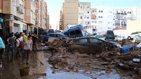 Inondations En Espagne Le Bilan Provisoire Atteint Morts Vendredi