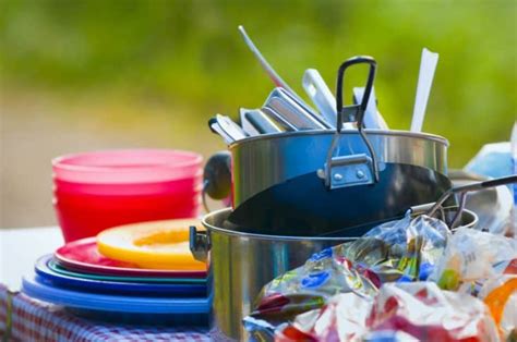 How To Wash Dishes While Camping