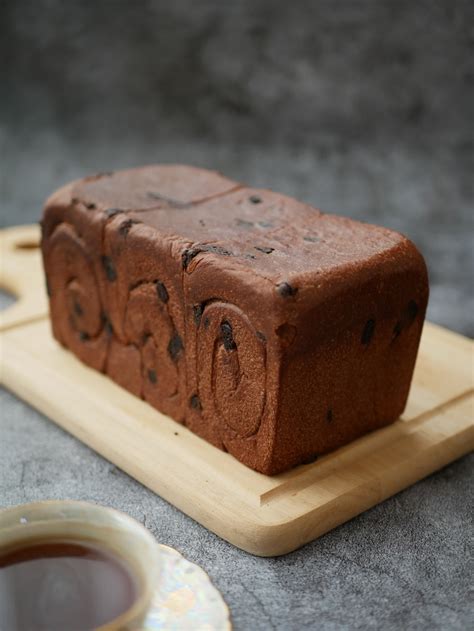 あのブラックサンダーで有名な有楽製菓さんの生チョコ食パン♪ ふぁそらキッチン