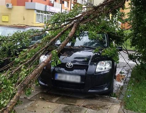 Krok od tragedii Samochód zespołu disco polo zniszczony