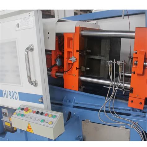 alloy steel hot chamber die casting  making badge die casting