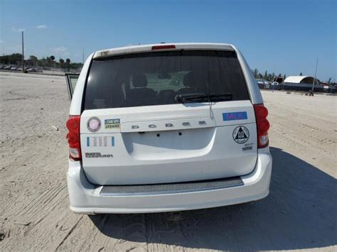 2019 Dodge Grand Caravan Sxt Photos Fl West Palm Beach Repairable Salvage Car Auction On