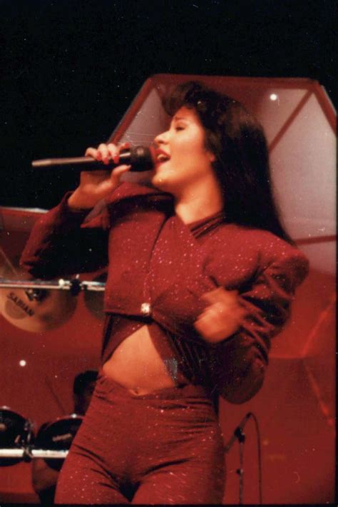 23 Years Ago Selena Became A Rodeohouston Legend With Her Performance At The Astrodome