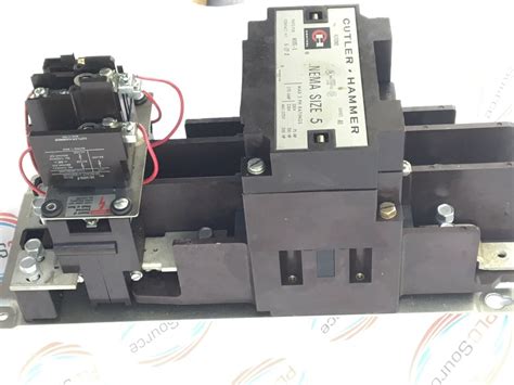 CUTLER HAMMER A10GNO SIZE 5 SERIES A1 3 PHASE STARTER CONTACTOR B9