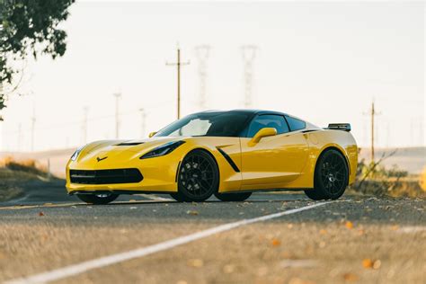 Chevrolet Corvette C7 Stingray Yellow Cray Venom Wheel Front