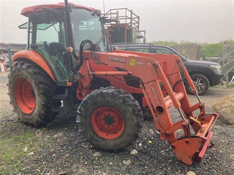 Kubota M C W Loader Broad Agri