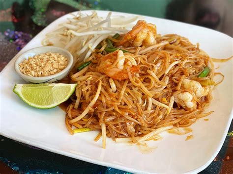 Where To Eat Thai Food in Elmhurst, Queens