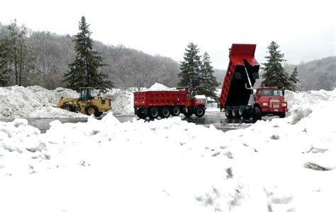 Massive Ice Storm Knocks Out Power Causes Havoc In Southwestern Conn