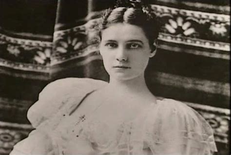 Nellie Bly - Around the World in 80 Days - Woman Going Places