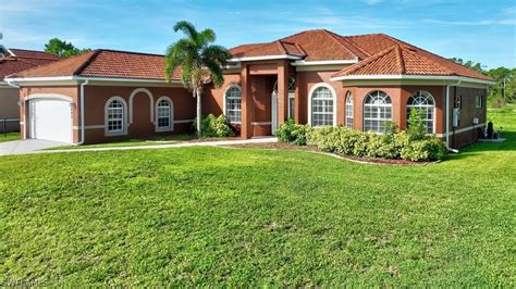 For Sale 680 Mirror Lakes Ct Lehigh Acres Fl 33974 ®