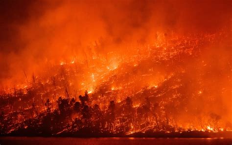 California Wildfire Newsom Declares State Of Emergency Bloomberg