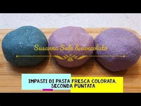 Pasta Fresca Colorata Fatta In Casa Blu Viola Rosa Colori Naturali