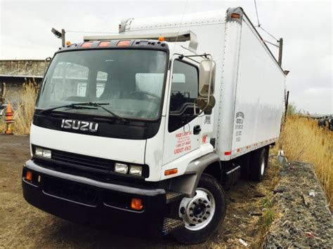 2005 Izuzu Ftr 24 Ft Comercial Box Truck