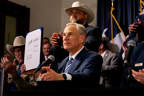 Greg Abbott Gets Boost Over Texas Border Razor Wire Middle East