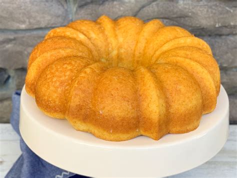 Boozy Coconut Rum Bundt Cake