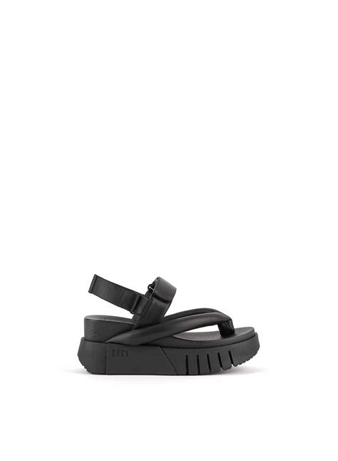 Delta Tong Black Black United Nude Parco Online