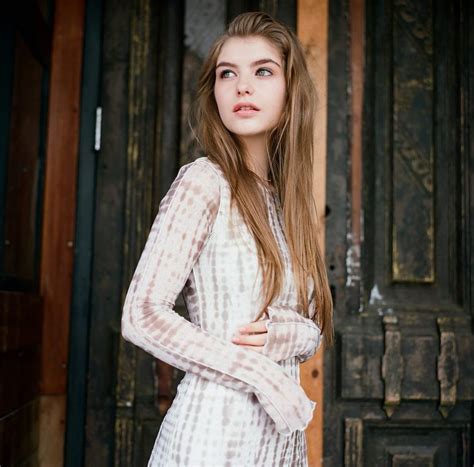 Starlet Arcade Hot Lyliana Wray