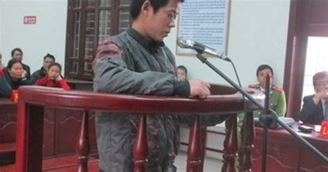 Mở phim sex trong điện thoại cho bé 11 tuổi xem rồi giở trò đồi bại