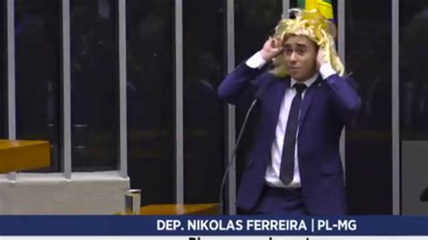 Nikolas Ferreira Faz Discurso Transf Bico Na C Mara No Dia Da Mulher