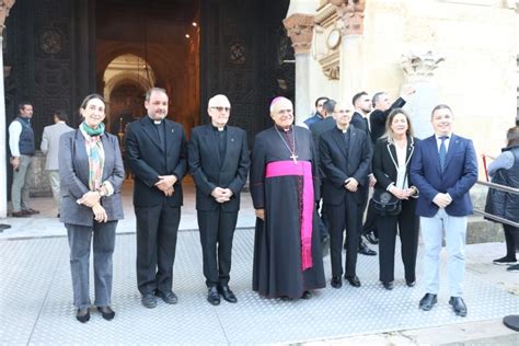 San Acisclo Y Santa Victoria Llegan A San Pedro En Su Festividad