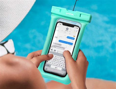 Top 5 Plastic Waterproof Phone Cases | NSNBC