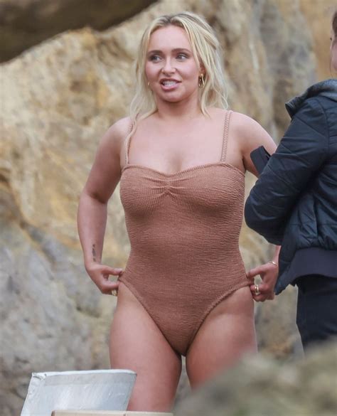 Hayden Panettiere Swims Drunkenstepfather