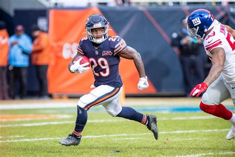 Bears Rb Tarik Cohen Tears Acl Will Miss The Rest Of