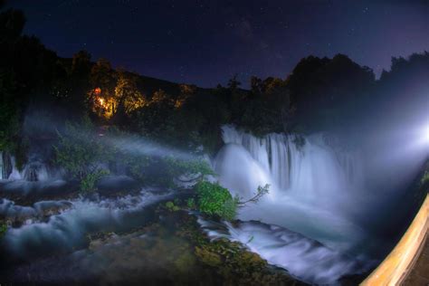 waterfalls in night 11602099 Stock Photo at Vecteezy