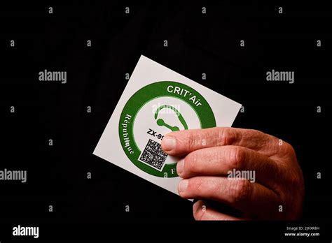 Crit’air sticker hi-res stock photography and images - Alamy