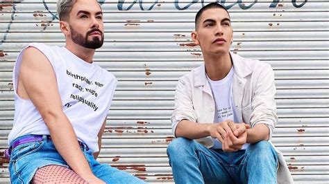 Lgbtq Hymne Bei The Voice Keye Katcher War Total Stolz