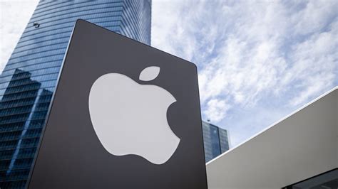 Apple Partnering With Meta On Ai