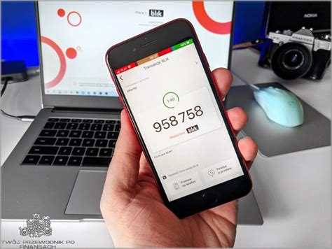 Jak P Aci Blikiem Na Telefon Sprawd Teraz Maj Oszczednoscie Pl