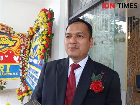 Pks Pertimbangkan Anies Atau Sudirman Said Maju Pilgub Dki