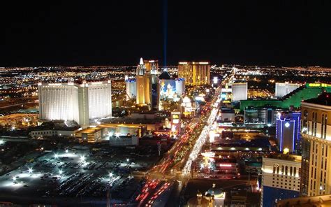 [45+] Las Vegas Strip Wallpapers | WallpaperSafari