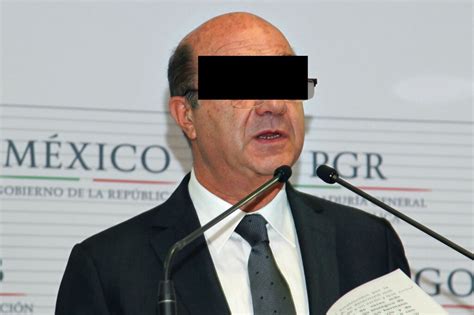 Va la UIF por Jesús Murillo Karam por lavado de dinero y tráfico de