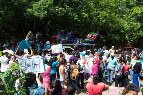 Pobladores Protestan Por Contaminaci N Y Demandan Una Soluci N