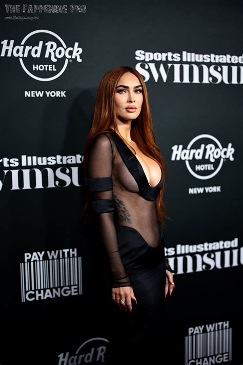 Megan Fox Exposed Huge Tits At Si Launch Event In New York Photos