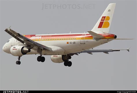 EC JEI Airbus A319 111 Iberia 4x6zk AirTeamImages JetPhotos