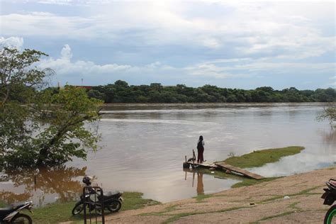 Rio Parnaíba entra em cota de atenção em Teresina e Floriano