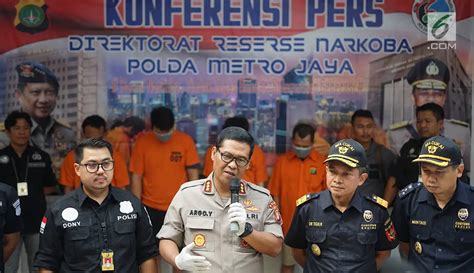 Foto Polda Metro Jaya Dan Bea Cukai Ungkap Penyelundupan Kg Sabu