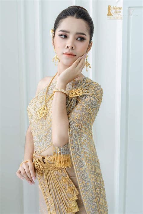 CAMBODIA Luxury Cambodian Bridal Outfits Beautiful Khmer