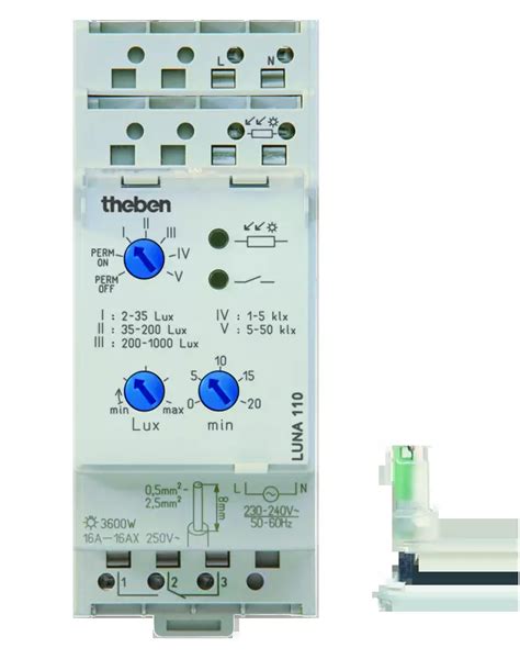 LUNA 110 AL 24V Analogue DIN Rail Twilight Switches Time And