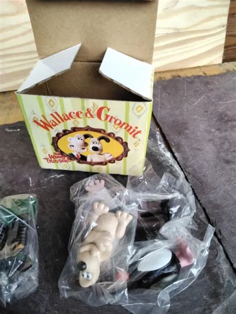 WALLACE GROMIT Mini Collectable Boxed Figures A Close Shave The Wrong