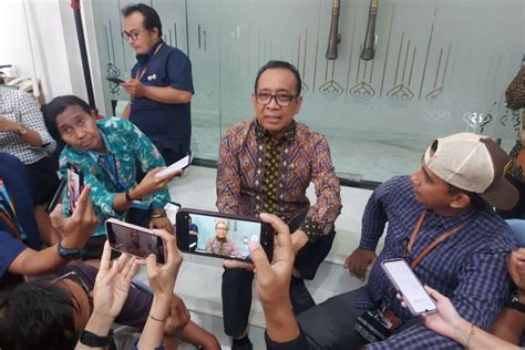 Mensesneg Pastikan Kehadiran Jokowi Pada Pelantikan Prabowo Gibran