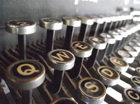 Old Fashioned Type Writer Same Type Writer As My Other Pic Flickr